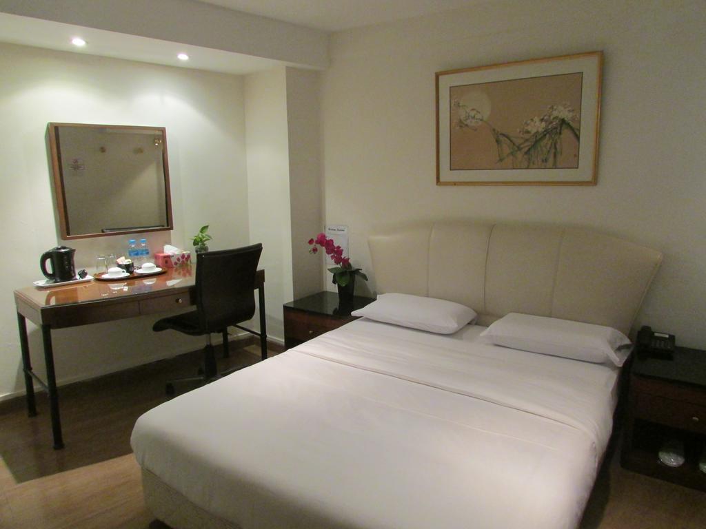 Amber Hotel Katong Singapore Exterior foto