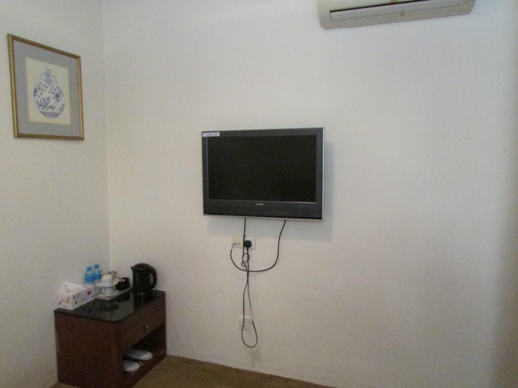 Amber Hotel Katong Singapore Exterior foto