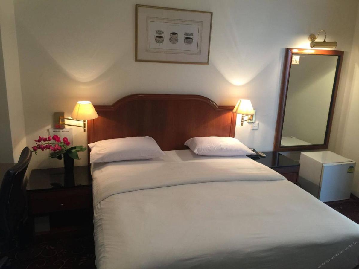 Amber Hotel Katong Singapore Exterior foto